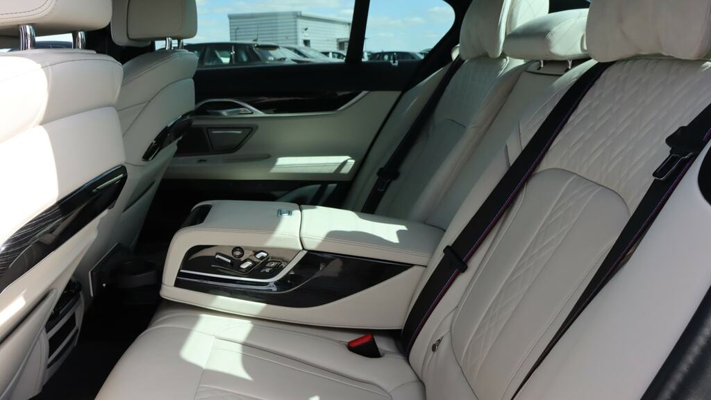 BMW 7 Series 740I M Sport Black #33