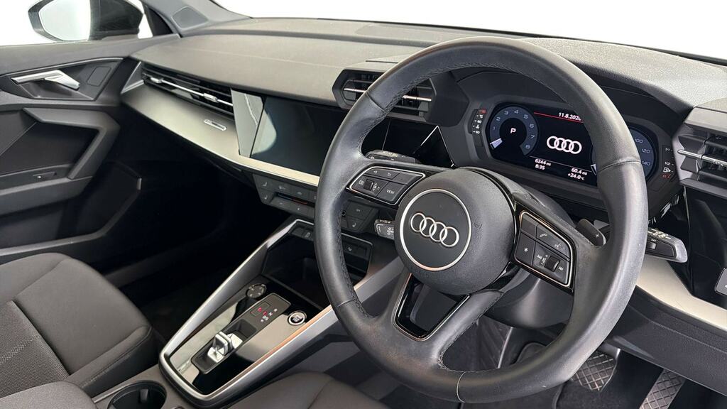 Audi A3 30 Tfsi Technik S Tronic Comfortsound Black #6