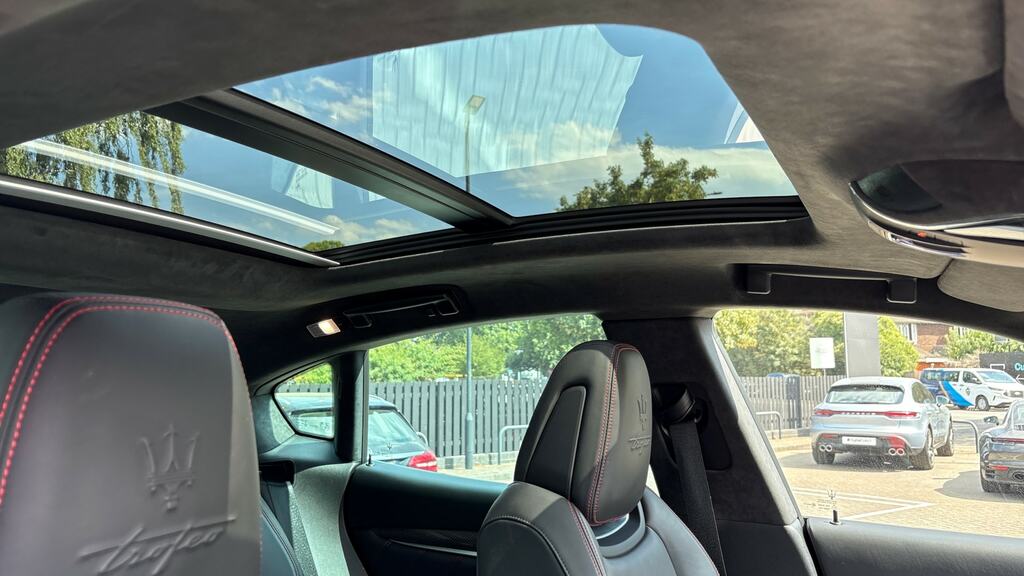 Maserati Levante 3.0 V6 Modena Zf Black #21
