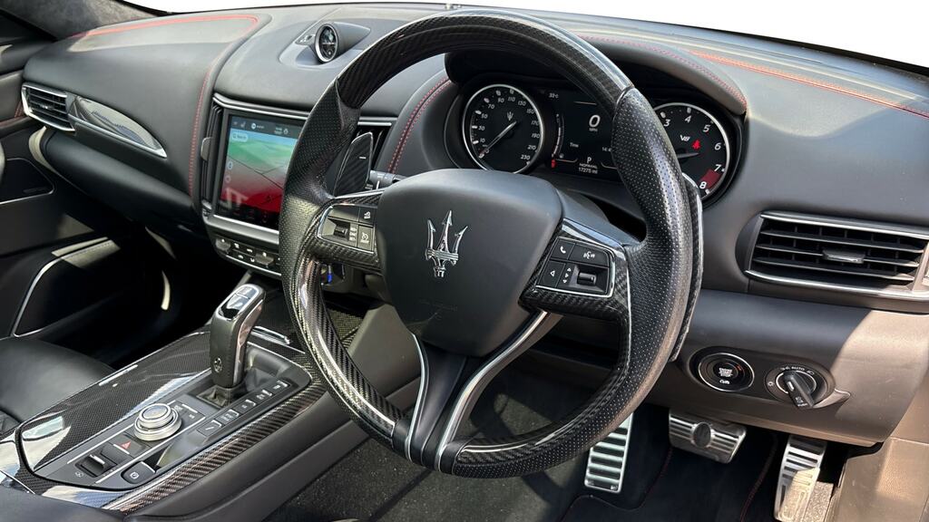 Maserati Levante 3.0 V6 Modena Zf Black #9