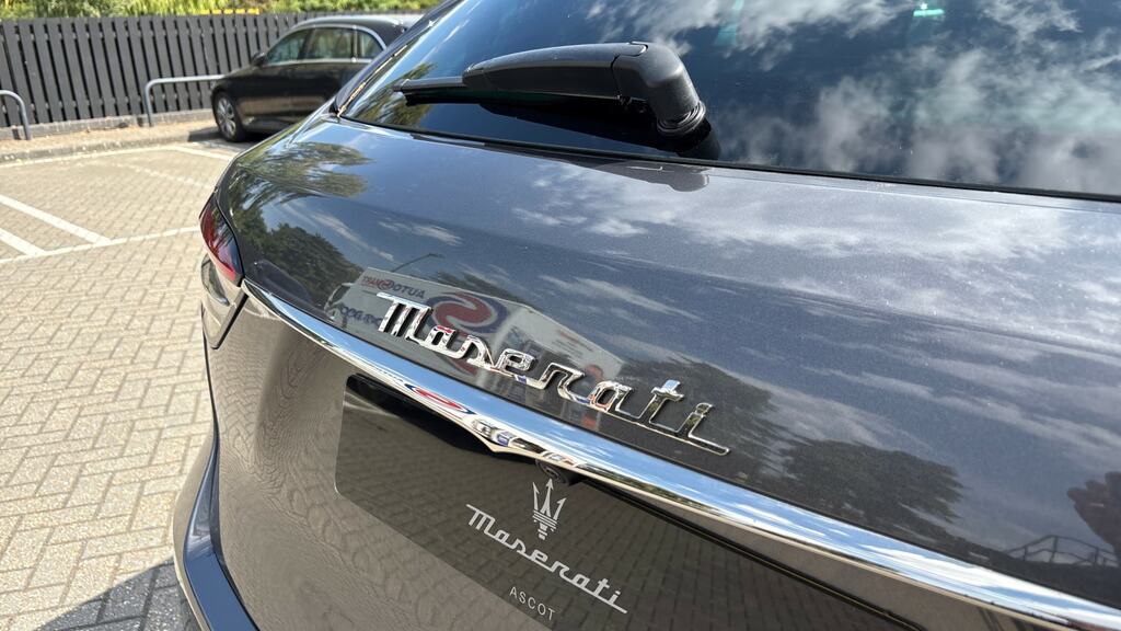 Maserati Levante 3.0 V6 Modena Zf Black #26