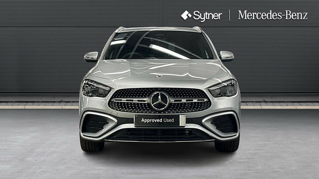 Mercedes-Benz GLA Class Gla 200D Amg Line Executive Silver #6