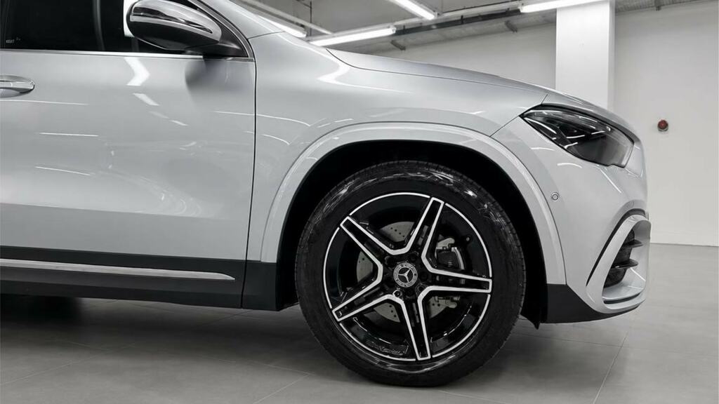 Mercedes-Benz GLA Class Gla 200D Amg Line Executive Silver #5