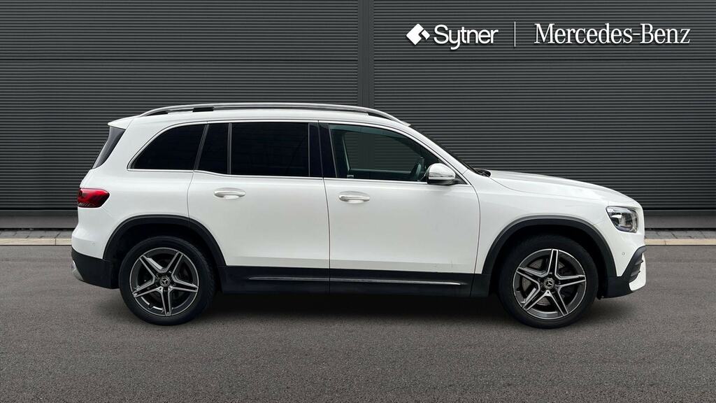 Mercedes-Benz GLB Class Glb 220D 4Matic Amg Line Premium 8G-tronic White #4