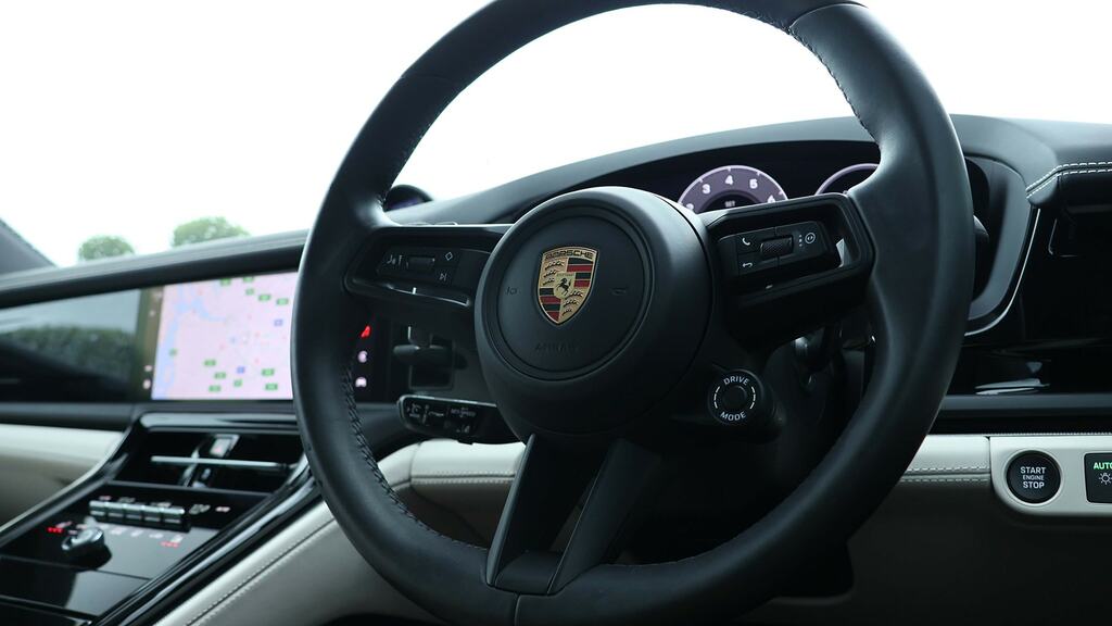Porsche Panamera Turbo E-hybrid S 2025 Black #16