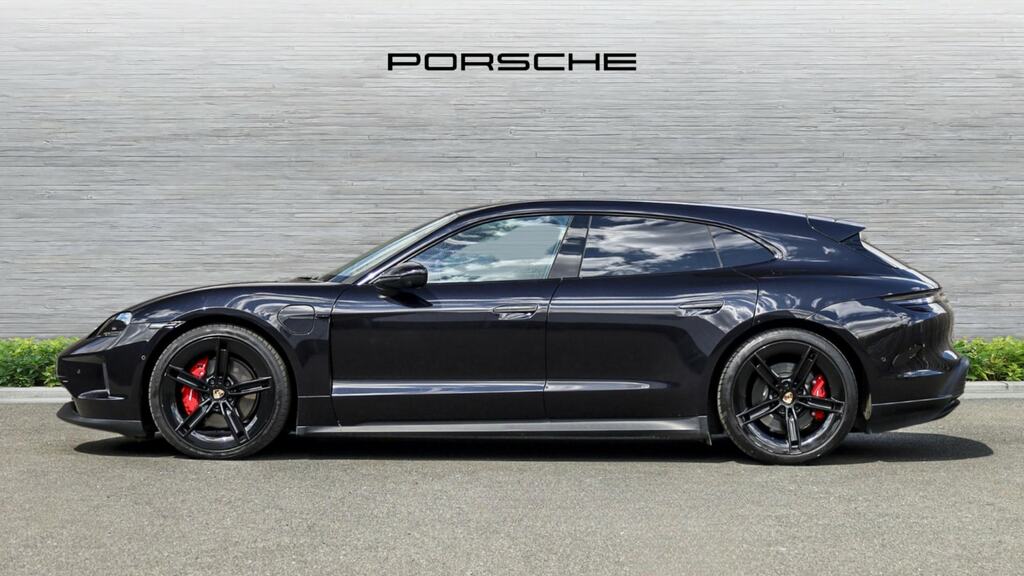 Porsche Taycan 440Kw 4S 105Kwh Black #4