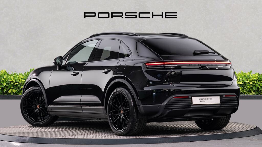 Porsche Macan 265Kw 100Kwh Black #5
