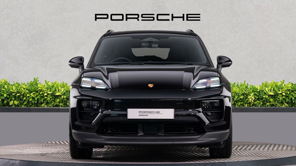 Porsche Macan 265Kw 100Kwh Black #2
