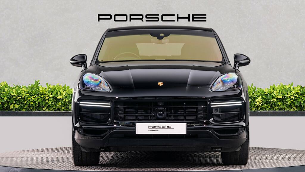 Porsche Cayenne Turbo Tiptronic S 5 Seat Black #2