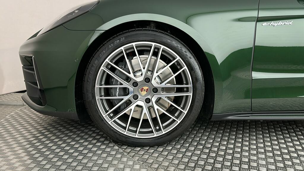 Porsche Panamera 2.9 V6 4 E-hybrid Pdk Revised Green #6