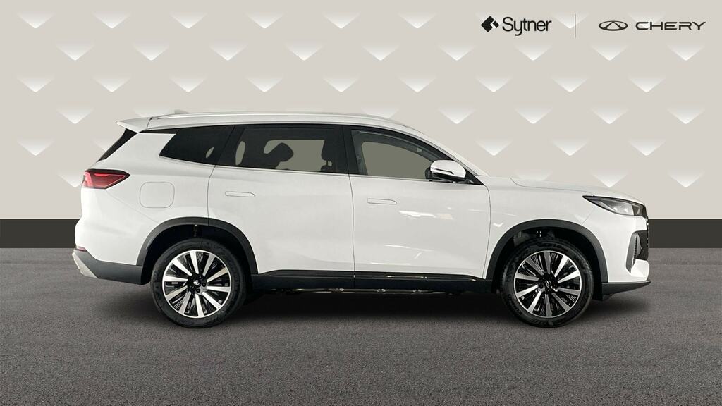 Chery Tiggo 8 1.5T Phev Summit Dht White #3