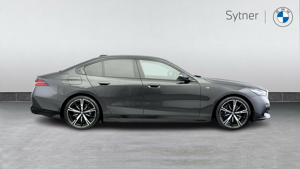 BMW i5 250Kw Edrive40 M Sport 84Kwh Grey #3