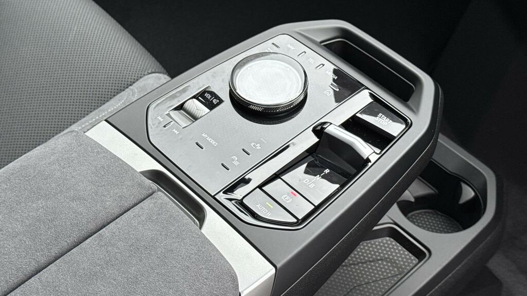 BMW iX 300Kw Xdrive45 M Sport 101Kwh Tech Black #10