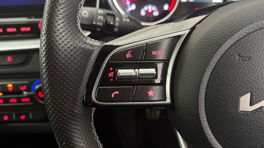 Kia Xceed 1.5 T Gdi Gt Line Suv Ss Black #17