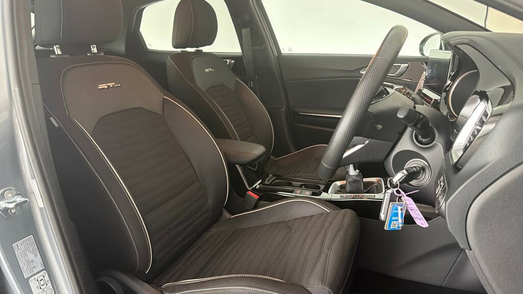 Kia Xceed 1.5 T Gdi Gt Line Suv Ss Black #10