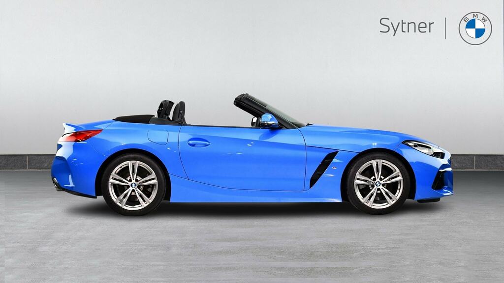 BMW Z4 Sdrive 20I M Sport Blue #3