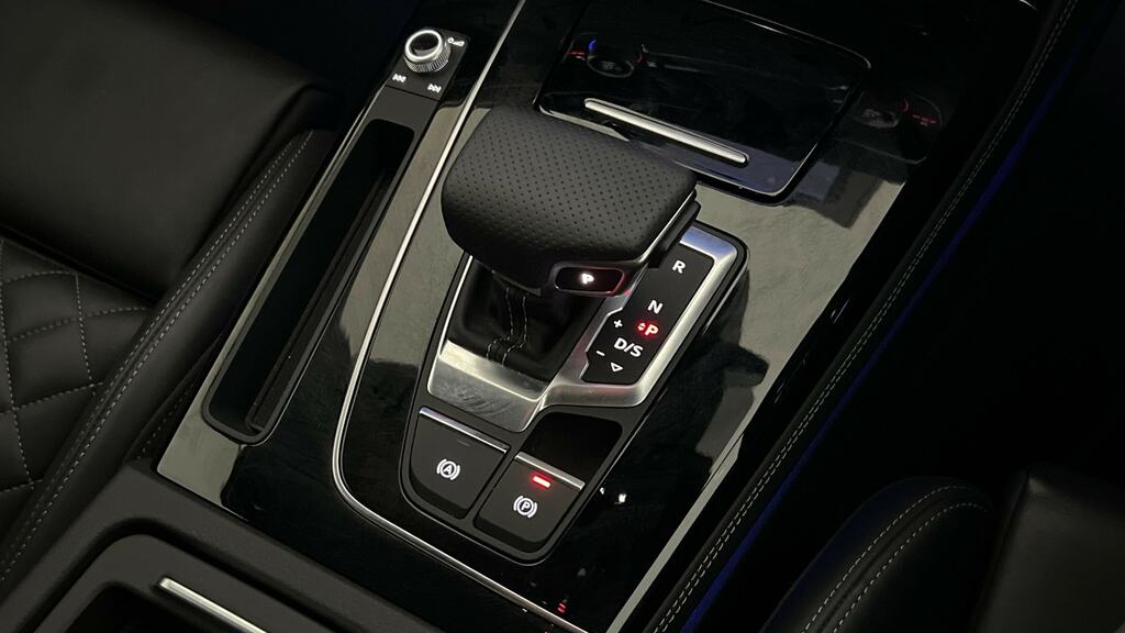 Audi Q5 Audi Q5 Sportback 40 Tdi Quattro S Line Black #14