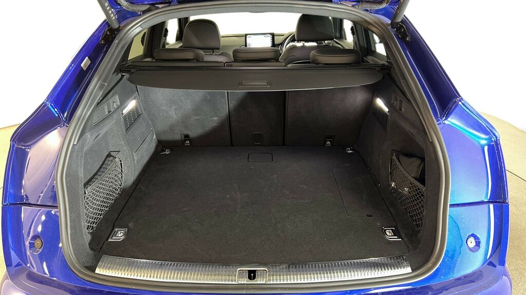 Audi Q5 Audi Q5 Sportback 40 Tdi Quattro S Line Black #20