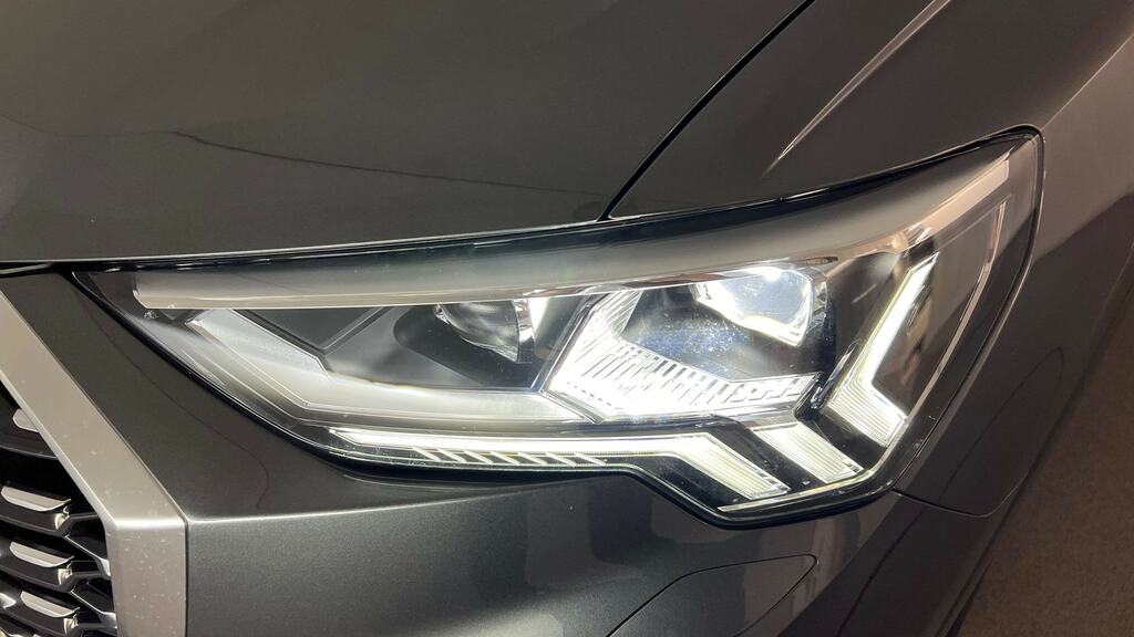 Audi Q3 Audi Q3 Sportback Black Edition 45 Tfsi Quattro 24 White #26