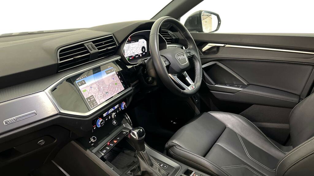 Audi Q3 Audi Q3 Sportback Black Edition 45 Tfsi Quattro 24 White #2