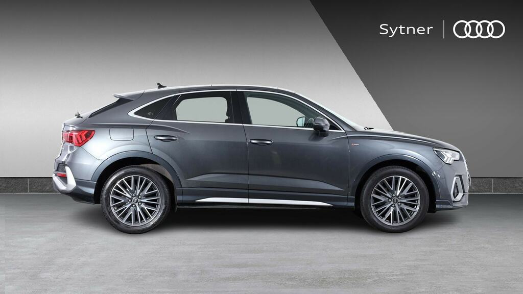 Audi Q3 Audi Q3 Sportback Black Edition 45 Tfsi Quattro 24 White #4