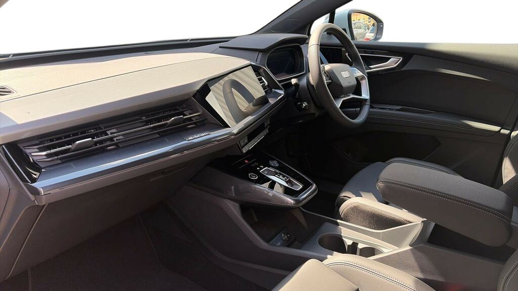 Audi Q4 E Tron 210Kw 45 82Kwh S Line Leather White #2