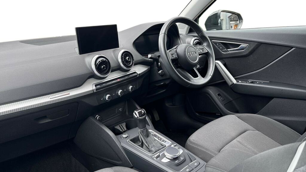 Audi Q2 35 Tfsi Black Edition S Tronic Estate Grey #2