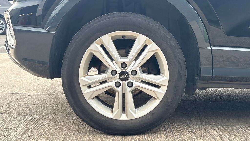 Audi Q2 35 Tfsi Black Edition S Tronic Estate Grey #5