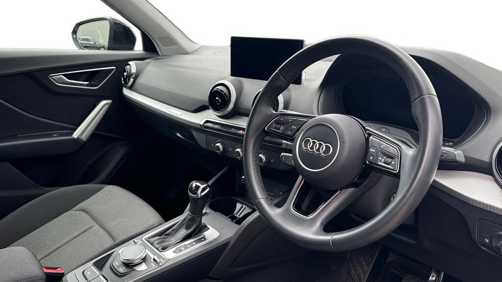 Audi Q2 35 Tfsi Black Edition S Tronic Estate Grey #6