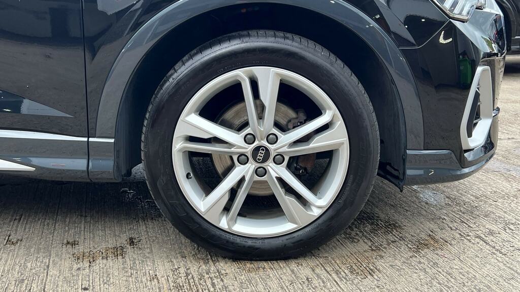 Audi Q3 35 Tfsi S Line S Tronic Comfortsound Pack Grey #5