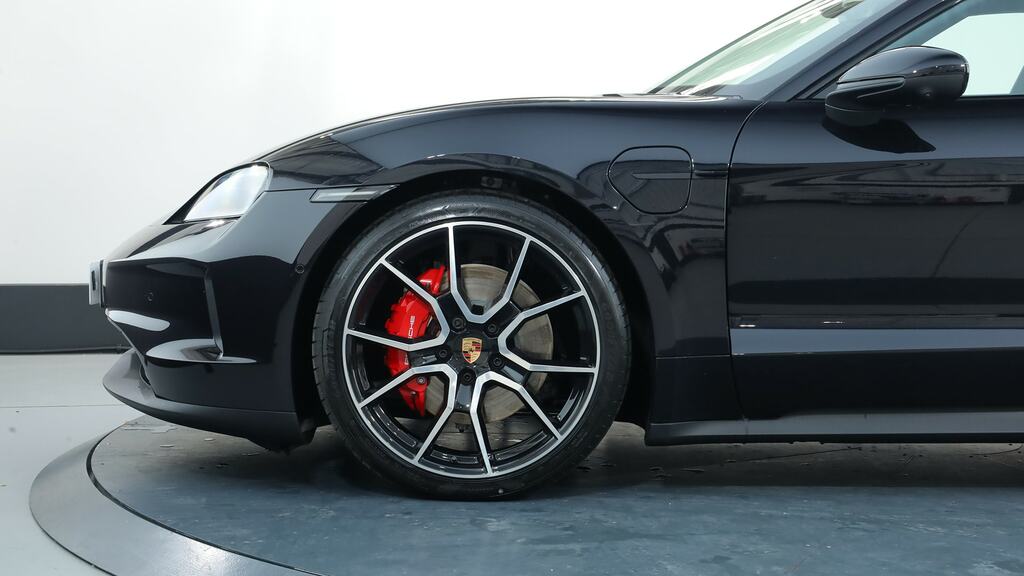 Porsche Taycan 440Kw 4S 105Kwh Black #3