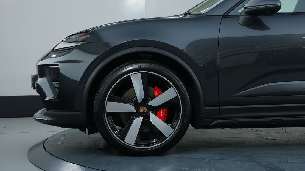 Porsche Macan 380Kw 4S 100Kwh Grey #3