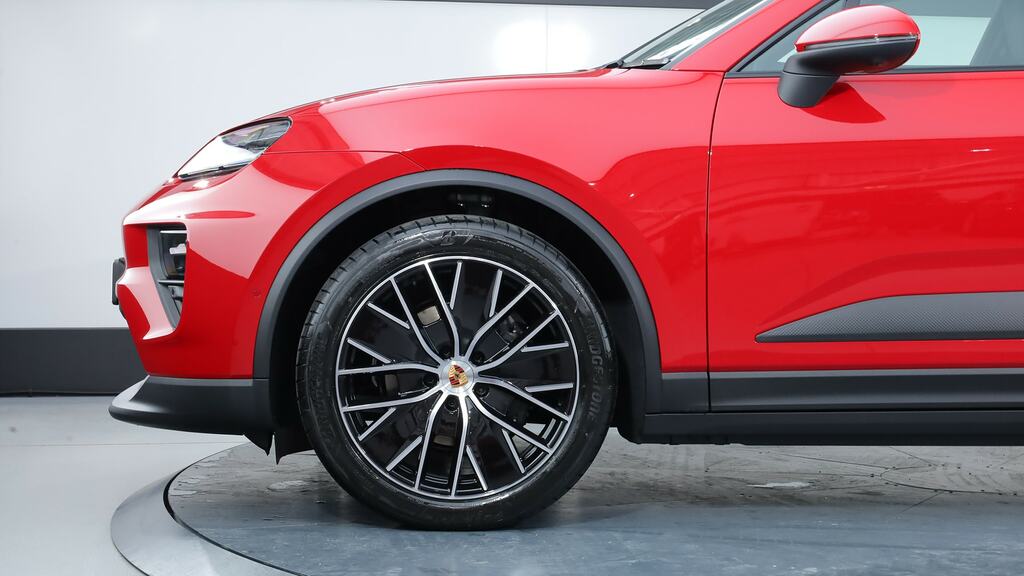 Porsche Macan 265Kw 100Kwh Red #3