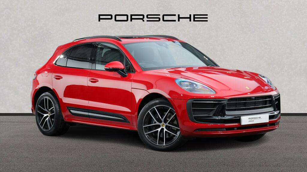Porsche Macan T Pdk Red
