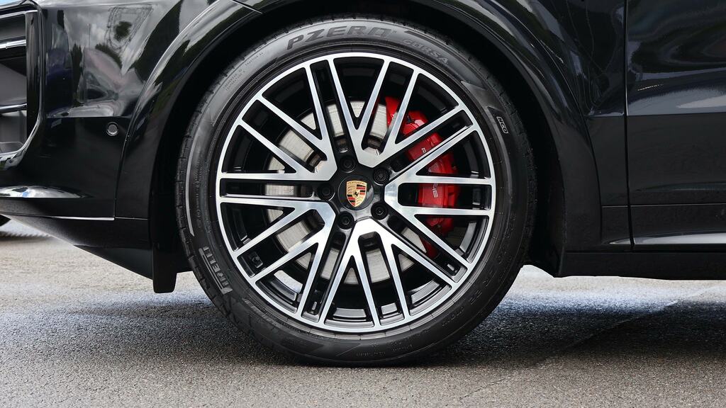 Porsche Cayenne S Tiptronic S Black #4