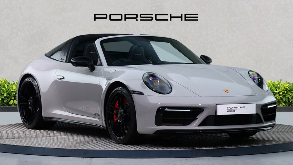 Porsche 911 Gts 2dr White