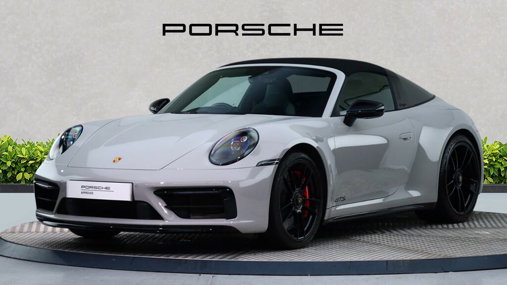 Porsche 911 Gts 2dr White #4