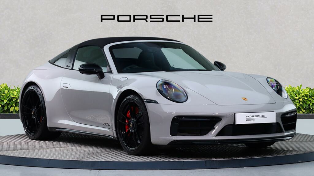 Porsche 911 Gts 2dr White #2