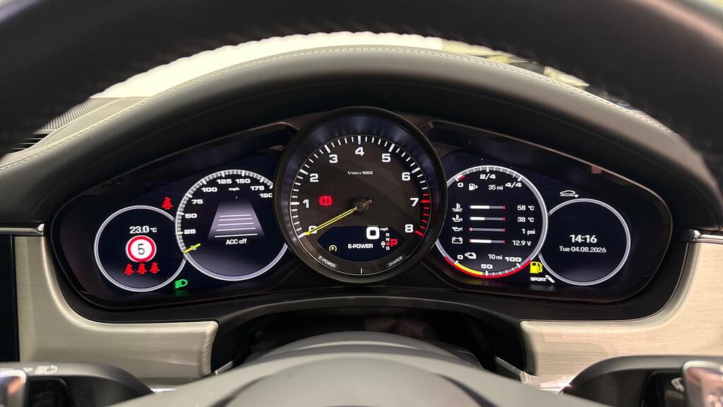 Porsche Panamera 4 Sport Turismo Platinum Edition Pdk #16