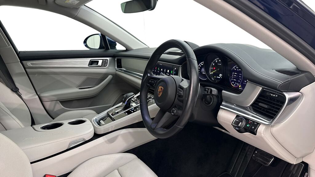 Porsche Panamera 4 Sport Turismo Platinum Edition Pdk #10