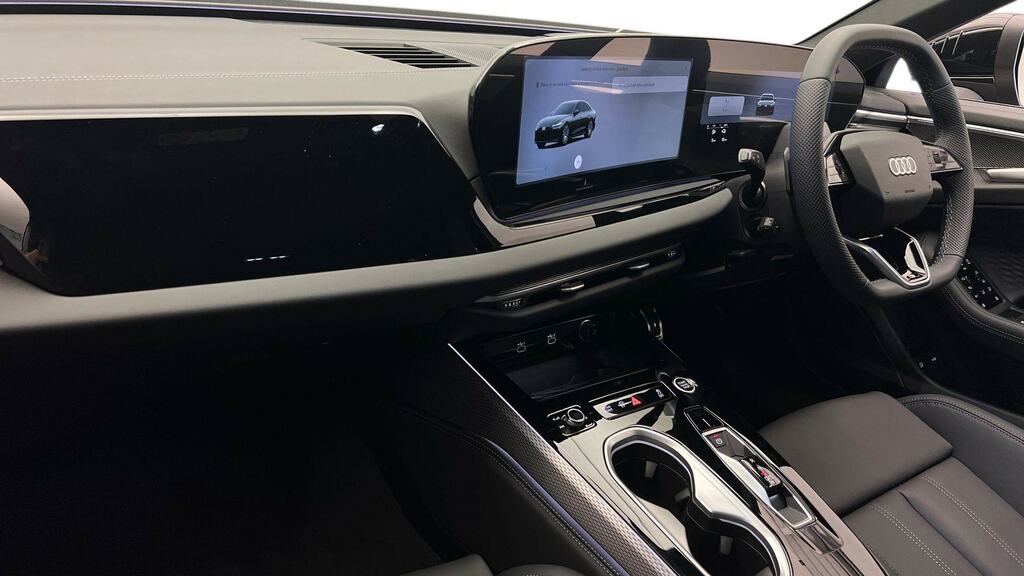 Audi A6 Saloon 2.0 E-hybrid Quattro 299 S Line S Tronic Green #2