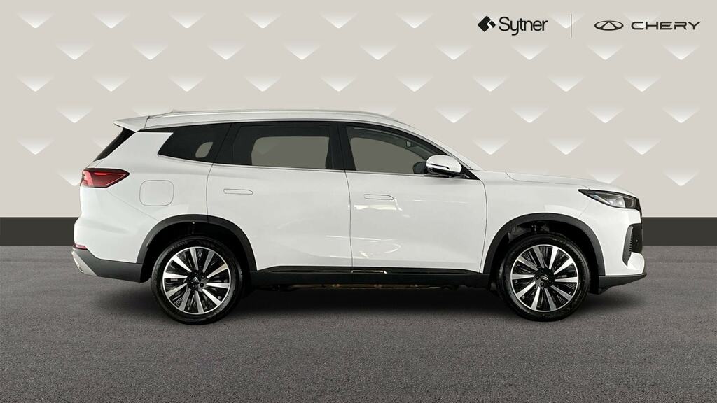 Chery Tiggo 8 1.5T Phev Summit Dht White #3