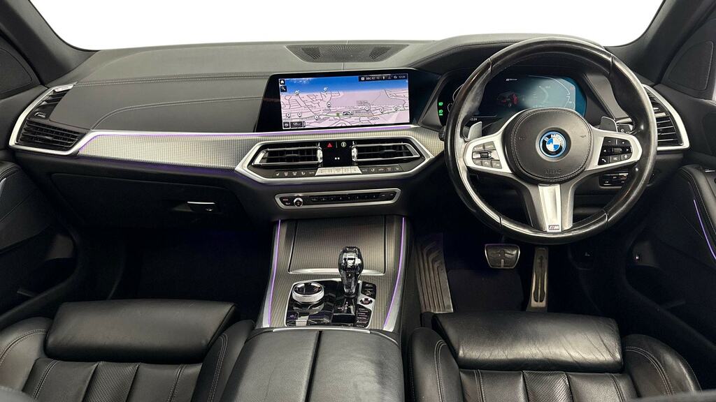BMW X5 Xdrive45e M Sport Techpro Pk White #4