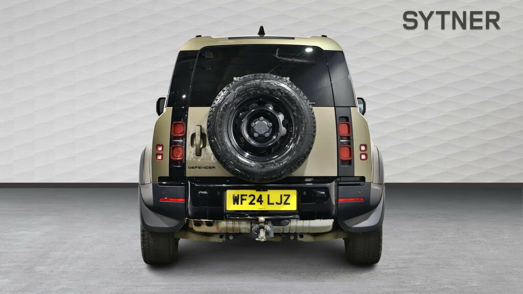 Land Rover Defender 110 3.0 D250 Hard Top Se 3 Seat Brown #6