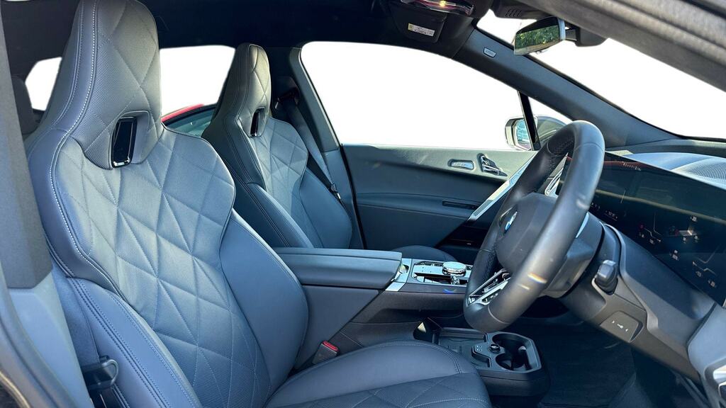 BMW iX 400Kw Xdrive60 M Sport 112Kwh Black #11