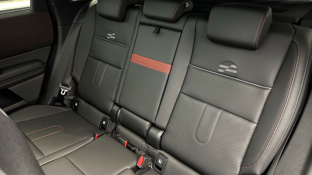 Mini Countryman 150Kw E Sport Level 2 66Kwh Red #12