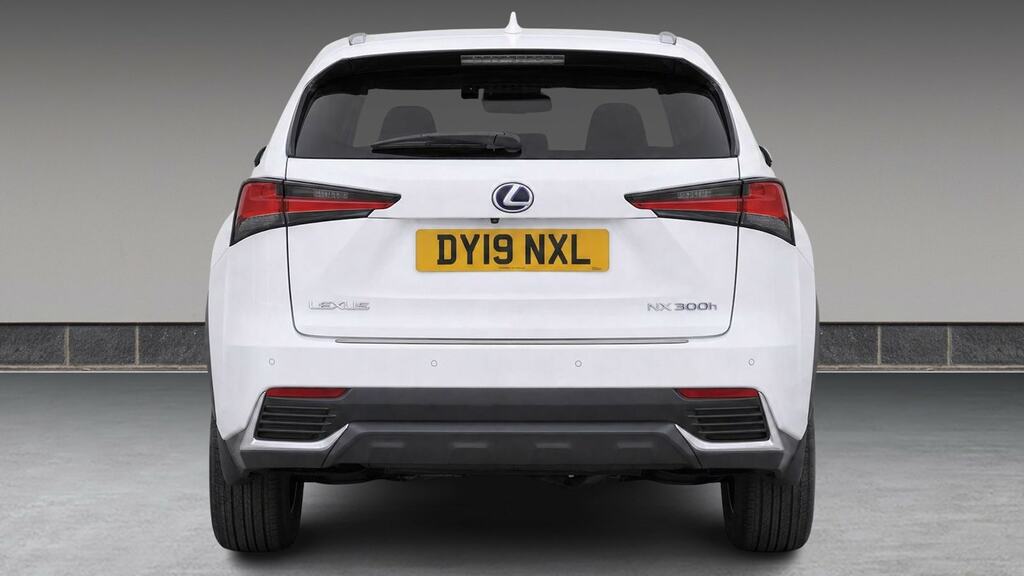 Lexus NX Estate 300H 2.5 F-sport Black #8