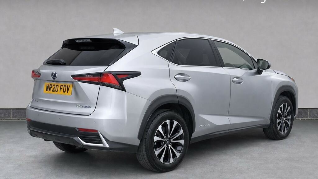 Lexus NX 300H 2.5 Cvt 8 Nav Silver #4