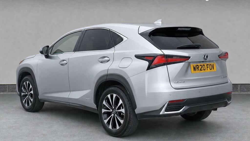 Lexus NX 300H 2.5 Cvt 8 Nav Silver #3