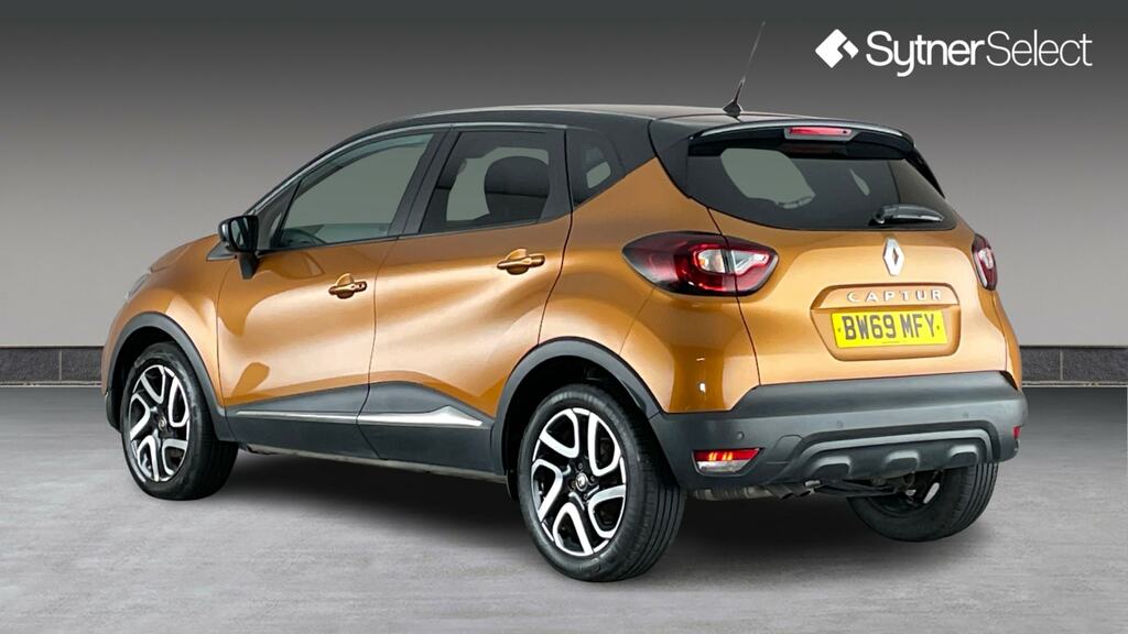 Renault Captur 1.3 Tce 150 Iconic Edc Black #2